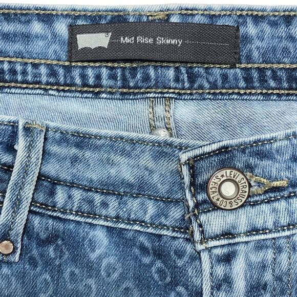 Levi’s Women’s Sz 8 diamond print stamped light wash denim mid-rise Boyf… - Picture 8 of 10
